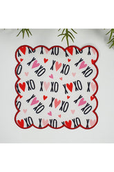 XOXO ve Kalpler Tasarımlı Etrafı Nakışlı Kumaş Kokteyl Peçetesi 1 Adet